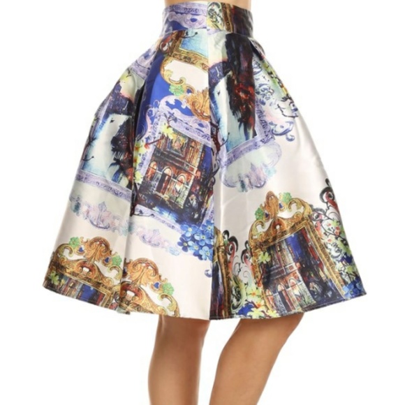 High Waist Printed Skirt - Picture 2 of 4